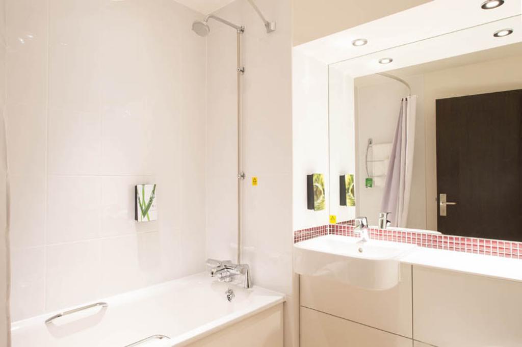 Premier Inn Norwich City Centre - Duke Street Экстерьер фото